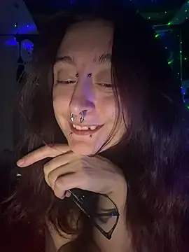 NovaLove2002 élő XXX-chatje