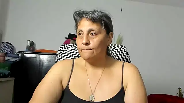 Chat XXX ao vivo de merlyna_goldens