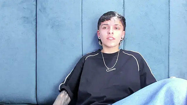 Megan_Thompson_ Chat XXX in diretta