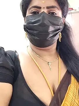 Chat XXX en directo de abinaya26