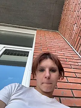 NinaParri 라이브 XXX 채팅