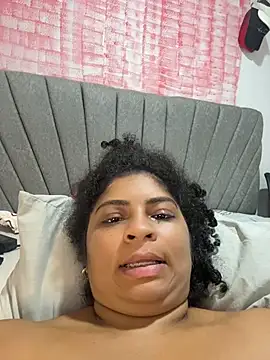 Tana_latin1- Chat XXX in diretta
