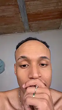 دردشة johnny_zhang الجنسية المباشرة