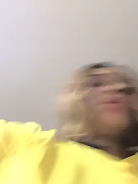 Chat +18 de Aurora-Rossi ao vivo