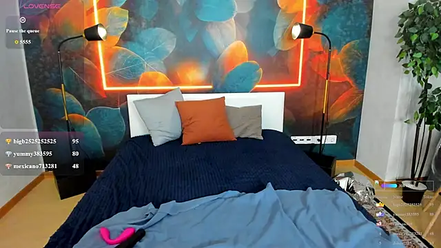 Chat +18 de scent__of_woman ao vivo