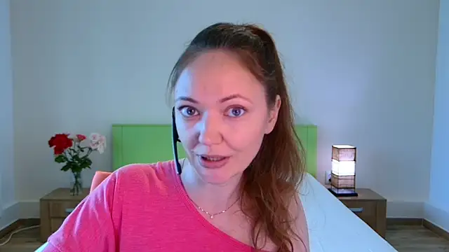 Chat +18 de AddictiveLara ao vivo