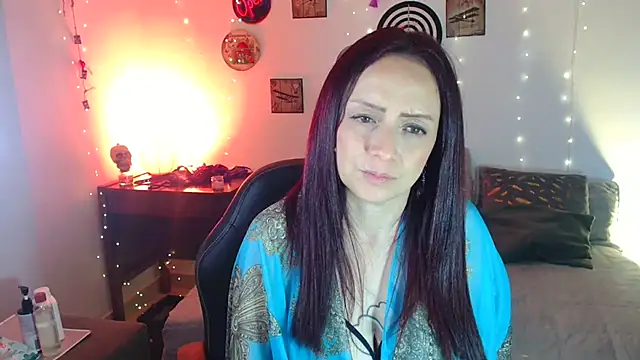 Katicalatinmilf's Live XXX Chat