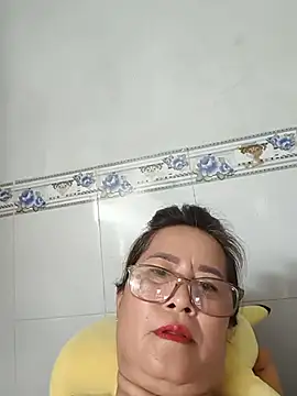 Онлайн чат XXX phnz