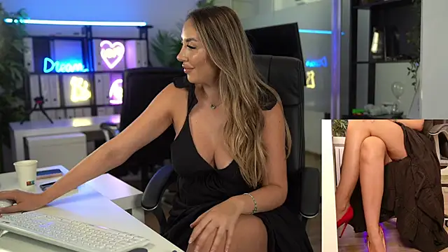 BabesGoWildn Live XXX chat