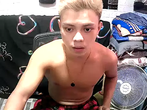 Theboy_cummerx69 Pertunjukan Webcam