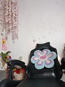 Kuutar live XXX chat