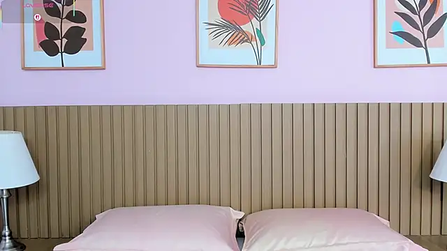 _yeyeのライブXXXチャット
