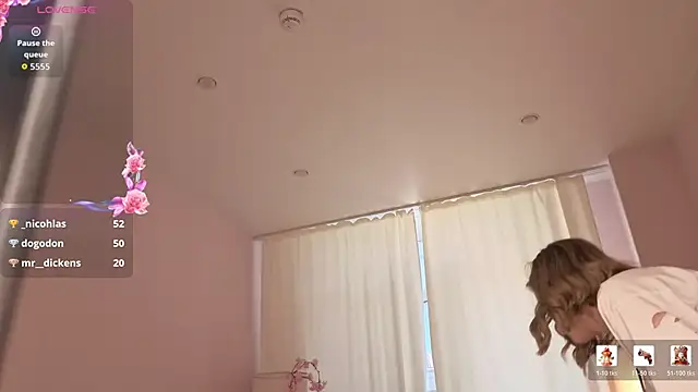 EvaHamilton's Live XXX Chat