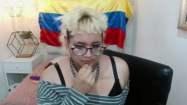 Živý XXX chat Echypyon_