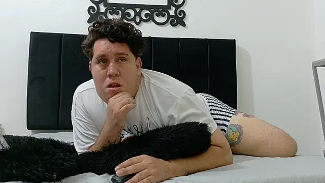 Chat XXX en directo de PinkQueen23