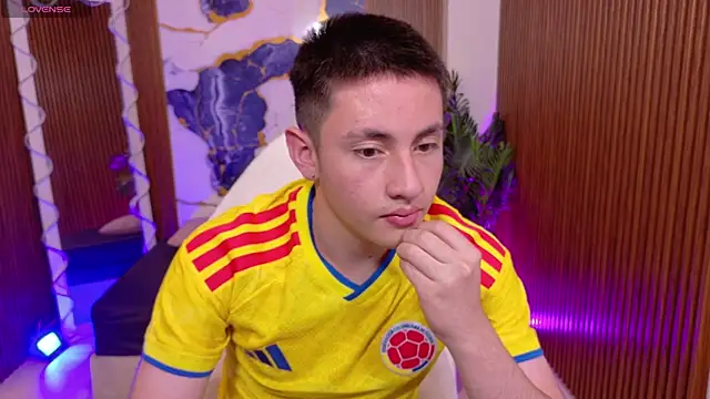Andres_Tay 现场XXX聊天