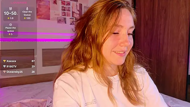 LunaXBaddie Chat XXX in diretta