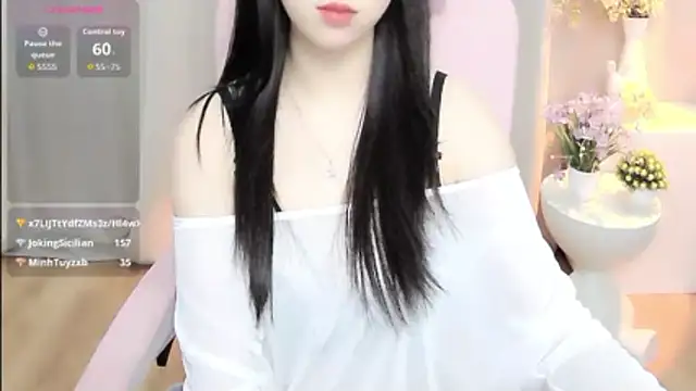 shynana Chat XXX in diretta