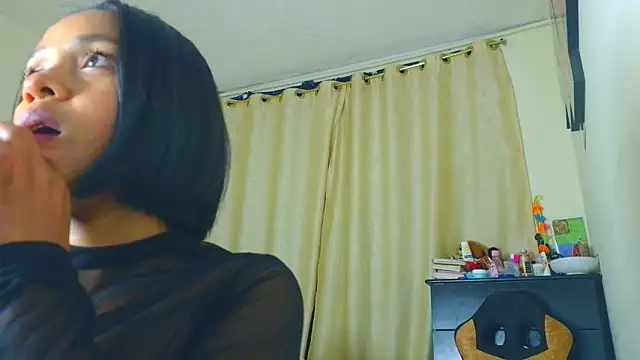 Samary_thomas Chat XXX in diretta