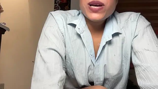 دردشة LucytheDevilQueen الجنسية المباشرة
