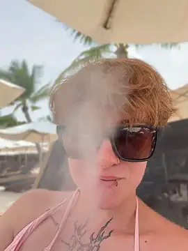 XXX chat uživo modela IceMur