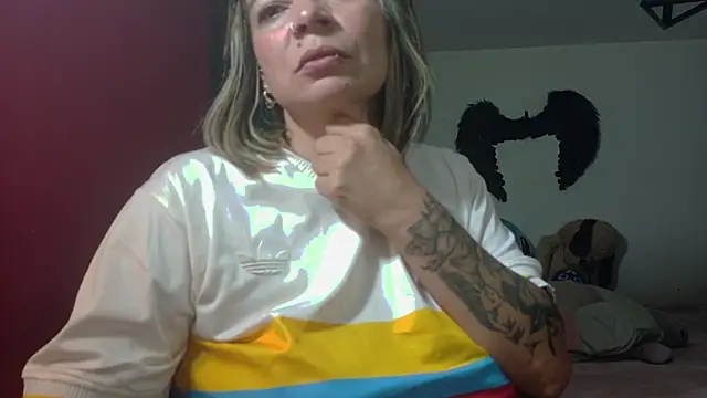 charlotedoll Chat XXX in diretta
