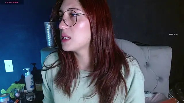 Red-moon1's Live XXX Chat