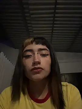 baby_akuma Chat XXX in diretta