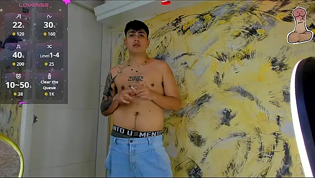 ThomasThundr's Live XXX Chat
