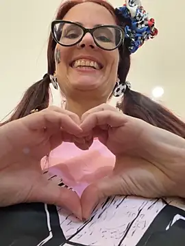 NataKitten Chat XXX in diretta
