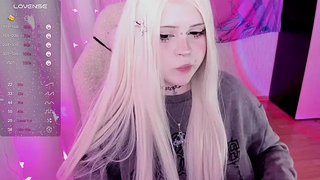 Chat +18 de SelenaCute ao vivo