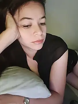 Онлайн чат XXX danielamonet