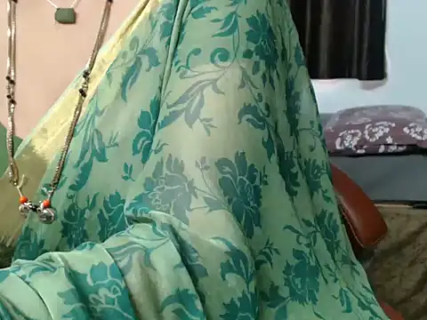 Chat +18 de sunitha-3 ao vivo