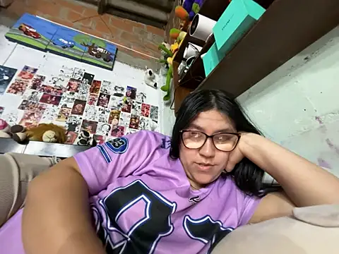 Czat XXX na żywo – violeta_818