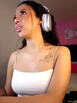 SallyWhitee 라이브 XXX 채팅