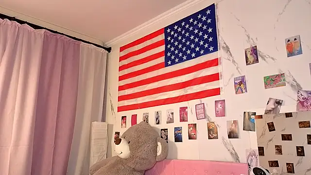 XXX chat uživo modela Karolinacreamm