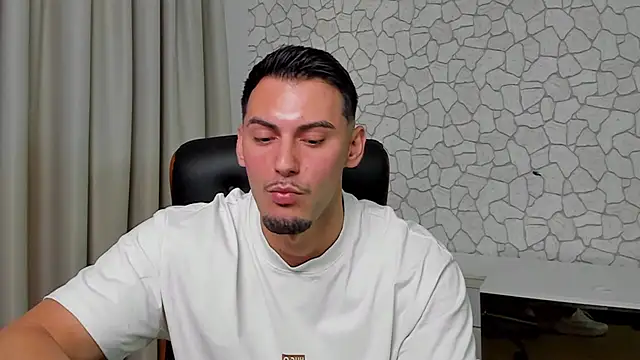 ClintMastersn Live XXX chat