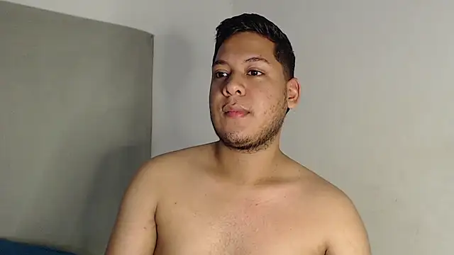 nicolas_cr1's Live XXX Chat