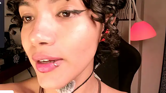 Nati____'s Live XXX Chat