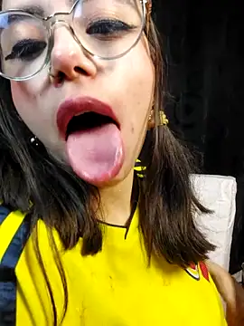 Chat XXX en directo de valentina_swallow