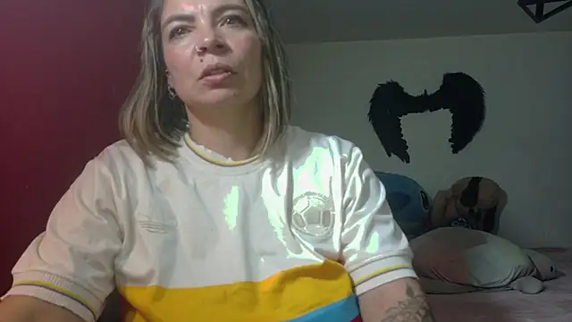 Chat XXX en directo de charlotedoll