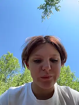 NinaParri Chat XXX in diretta