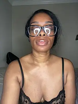 Chatroom XXX en direct de CaliBabiethe1