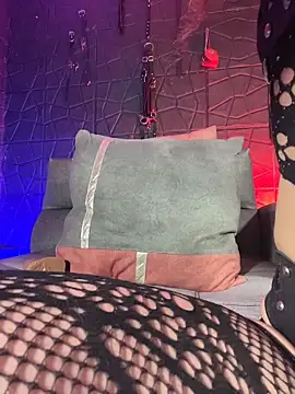 Bellaqueen_fetishs Live XXX-chat
