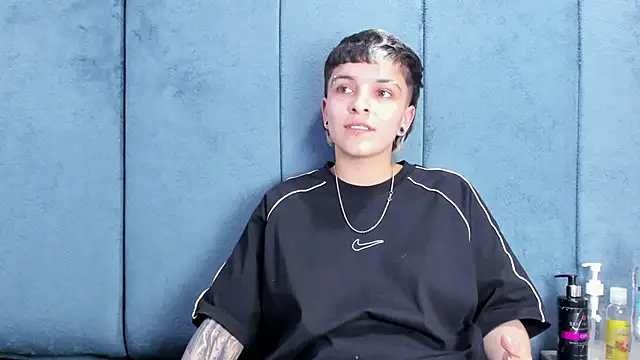 Chat +18 de Megan_Thompson_ ao vivo