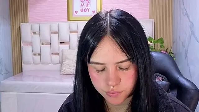 צ'אט XXX בשידור חי של sarita_09_s