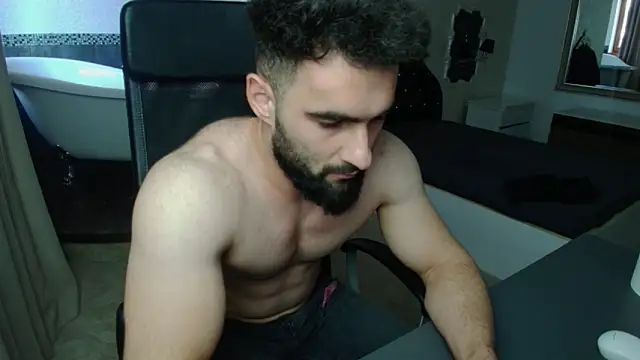 MicahLane's Live XXX Chat