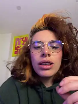 Katheerine Chat XXX in diretta