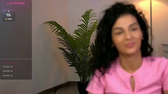 EvorahNoir Chat XXX in diretta
