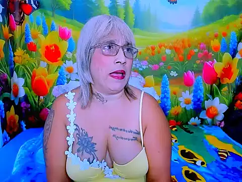 Chatroom XXX en direct de indianroxy